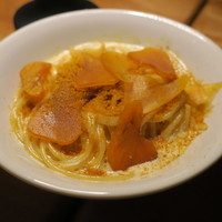カルネジーオ イースト - 自家製カラスミのクリーム・パスタ