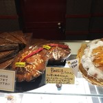 ラ・ピエール・ブランシュ - 