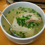 スタミナ苑 - 大根スープ(550円)