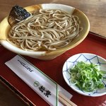 総本家にしんそば 松葉 - 総本家にしんそば松葉(京都府京都市東山区川端町・南座西隣)にしんそば 1300円