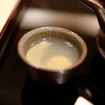 帰燕 - 昼懐石 6890円 の蛤の土瓶蒸し