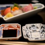 帰燕 - 昼懐石 6890円 の寒ビラメ、寒ブリ 鯛の煮凝り、橙添え