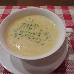 ビストロ アオキ - コーンポタージュ（各ランチに共通）