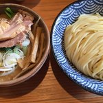 麺 一直 - 