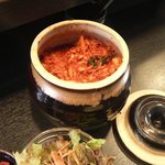 焼肉丼　たどん 秋葉原店 - 食べ放題になっているキムチです。