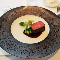 ランソレイエ - ⑧牛もも肉のロースト。