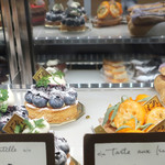 Rue Favart - ショーケース