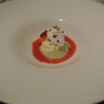 リストランテ カノフィーロ - ピスタチオのパンナコッタ　牛乳のグラニータと苺のソース
