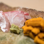 うを徳 - 2018.2 お造り（明石の鯛、噴火湾バフンウニ）