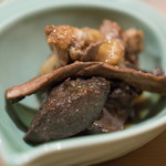 うを徳 - 2018.2 宮崎油津本鮪血合いと明石の鯛の肝と胃袋 ガーリックソテー