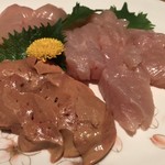 じどりや 穏座 - ココの鶏刺し食べたらいつも感動します。