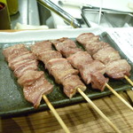 もつ焼 碁ゑん - タン　130円　