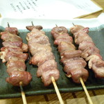 もつ焼 碁ゑん - 赤ガツ　180円