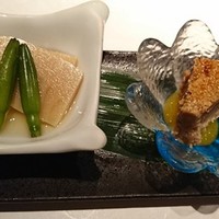 金舌 白金 - 【先付】前菜二種