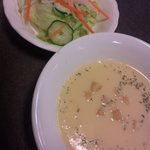 ペッパーランチダイナー - スープとサラダ