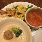 PIZZA SALVATORE CUOMO ＆ GRILL 川崎 - ピザ、パスタ、サラダ、スープ、クリーム煮