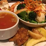 PIZZA SALVATORE CUOMO ＆ GRILL 川崎 - 友人のプレート