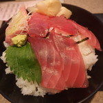 平禄寿司 - まぐろ丼