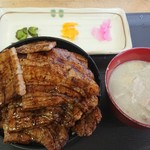 Butafuku - バラ豚丼