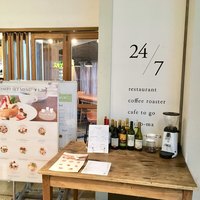 24/7 restaurant - 