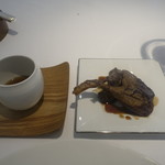 ラ クレリエール - コルベールのささみとコンソメとコルベールの藁焼き骨つき脛肉