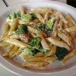 Pasta & Pizza RUMBLE - Ｒｕｍｂｌｅ・ホタテとブロッコリーのクリームソースのペンネ