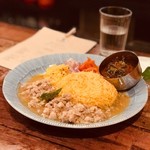 スパイスカレー モクロミ - 