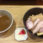 いかれたヌードル フィッシュトンズ - 