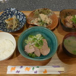 Shokudoutera - おばんさい定食(1,100円)