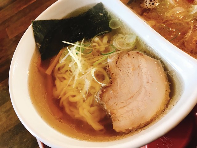 ラーメン厨房ぽれぽれ>