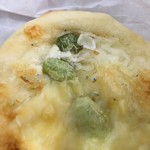 ベーカリーショパン - 「窯揚げしらすPIZA」（205円）