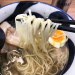 いけや食堂 - 細ストレート麺