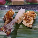 千石寿司 - 鳥貝、車海老踊り、煮穴子(千石握り盛り合わせ)