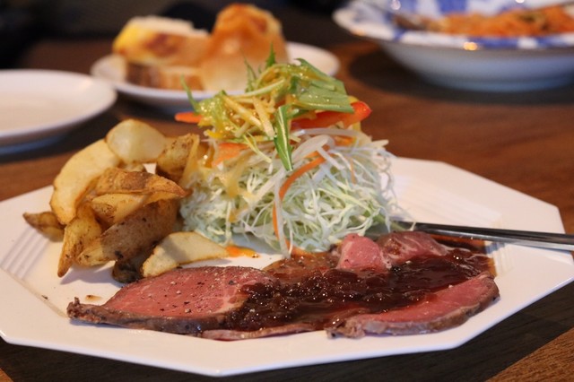 boogaloo cafe photo 3