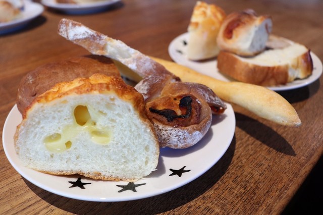 boogaloo cafe photo 2