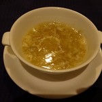 赤坂 四川飯店 - フカヒレ：三種入りフカヒレの醤油煮込み