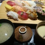 Sushi Uogashi Nihonichi - 