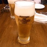 ア ミオ アージョ - ビールもあわ立ち最高です