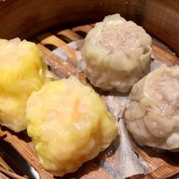 個室中華 頤和園 京橋店 - 黄色い海老焼売がかなり旨かった！