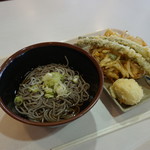 うどん・そば たぬ吉  - 