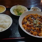 マルヤス酒場 - 麻婆豆腐ランチ