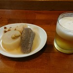 居酒屋 こみや - 料理写真:お通し、生ビール(小)