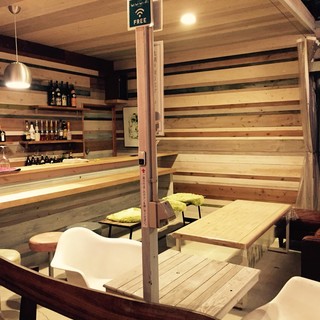 시내에서 손 하나 안 대고 편안하게 쉬세요.