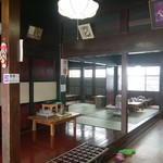 白水園 - 店内