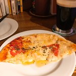 麦酒倶楽部 ポパイ - ４杯目　ピザ