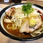 拉麺大公 - ガッツリ焼いた味噌ラーメン(もやし増し、麺大盛)