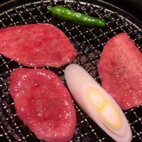 游玄亭 銀座 - タン焼いてます