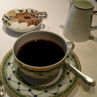シェ・イノ - 