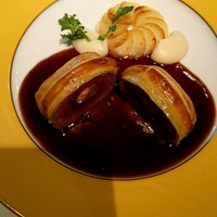 シェ・イノ - 