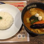 SAMA - チキンと野菜のカレーです。